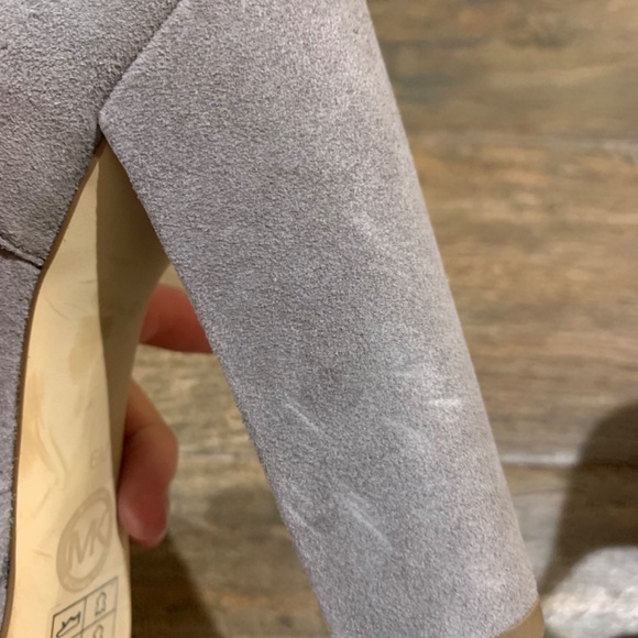 Michael Kors-Suede Pumps - Picture 4 of 12